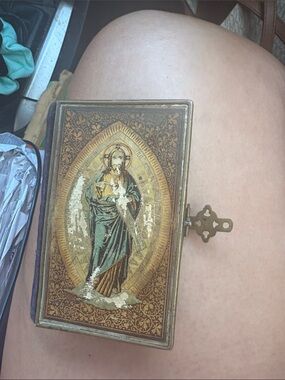 Antique 1879 German catholic prayer book palmgartlein benziger brass frame